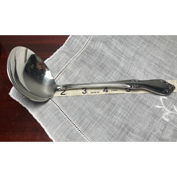 S.S.S.  by Oneida ladle - Picture 1 of 3